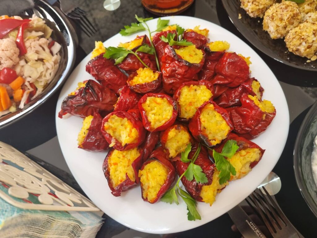 Пълнени чушки с ориз – домашно ястие без месо от Koko Foods Казанлък